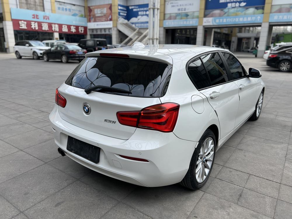 BMW BMW 1-Series (Import)