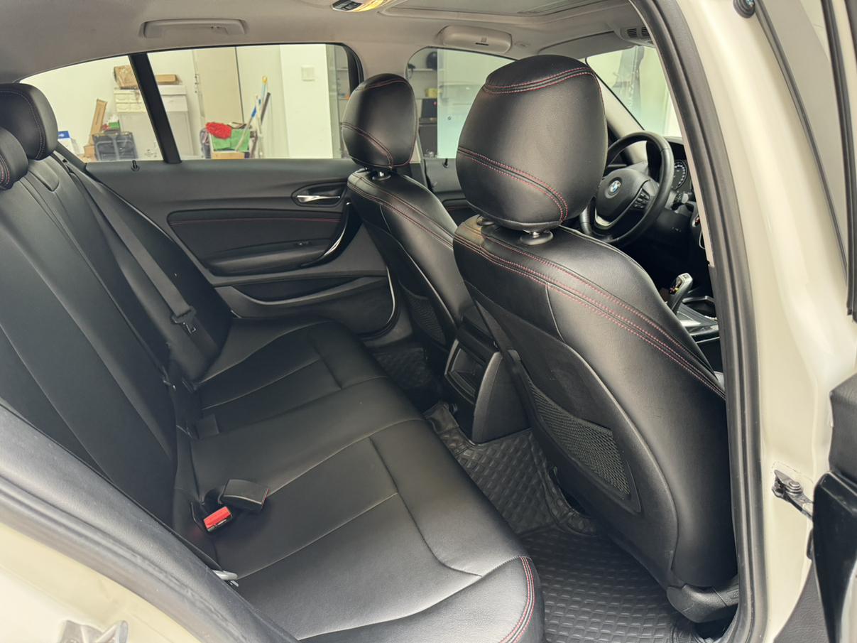BMW BMW 1-Series (Import)