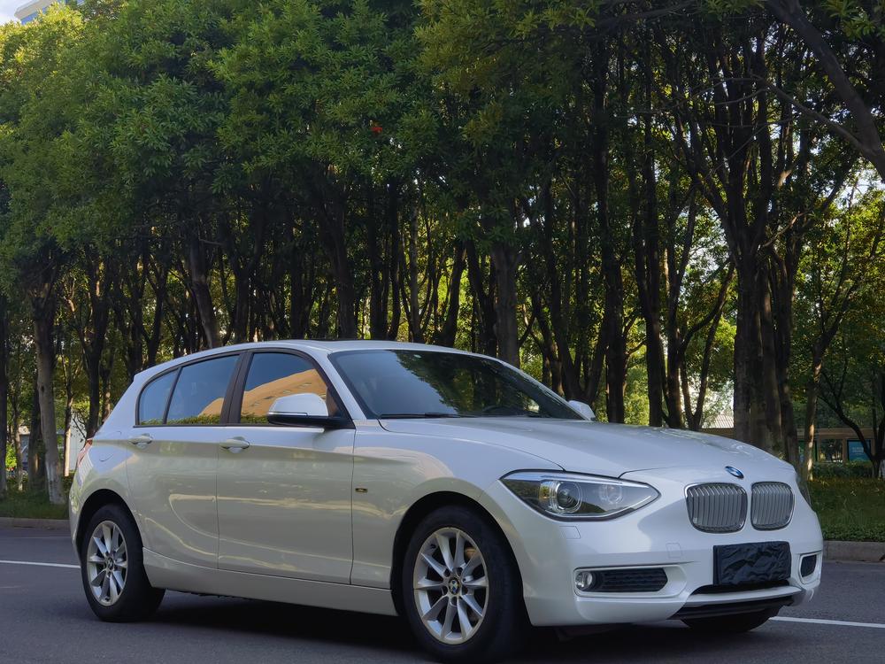 BMW BMW 1-Series (Import)