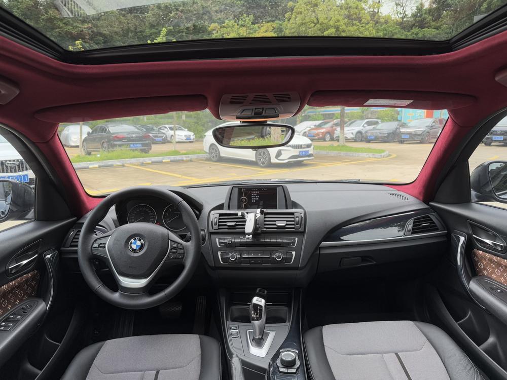 BMW BMW 1-Series (Import)
