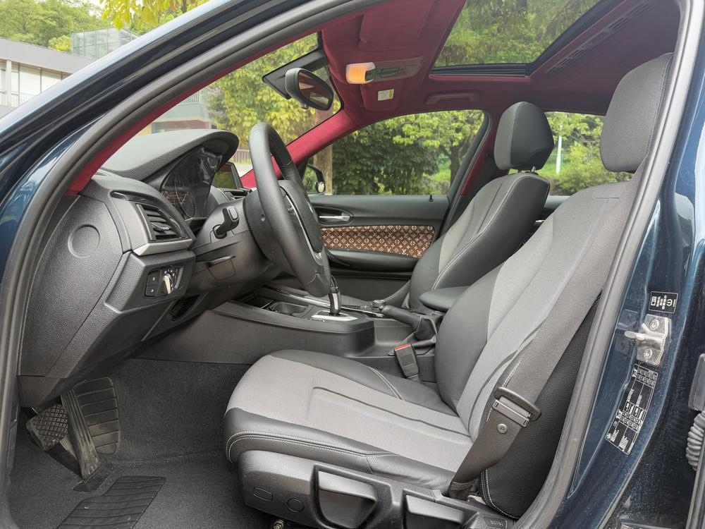 BMW BMW 1-Series (Import)