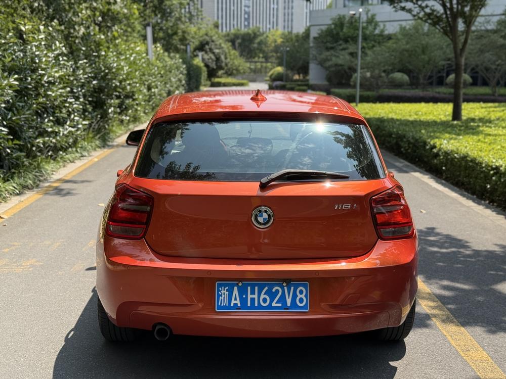 BMW BMW 1-Series (Import)