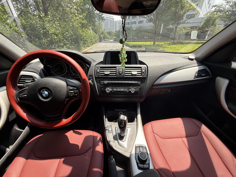 BMW BMW 1-Series (Import)
