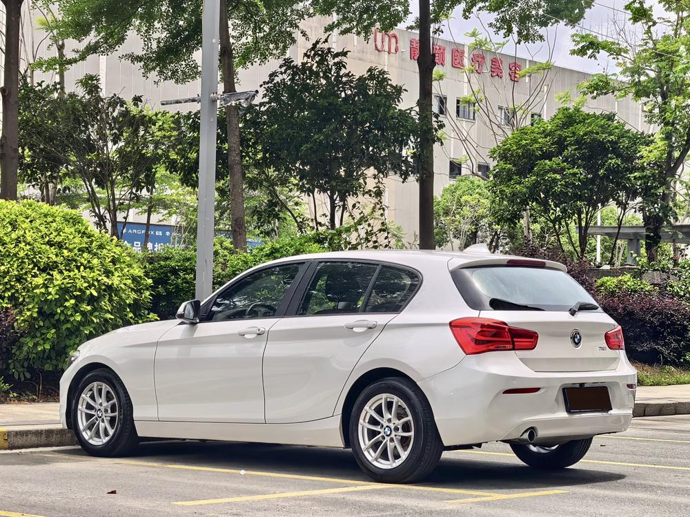 BMW BMW 1-Series (Import)