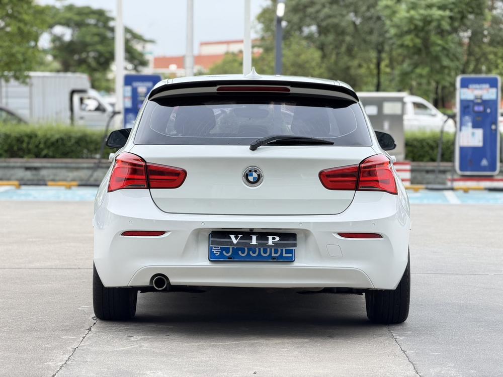 BMW BMW 1-Series (Import)