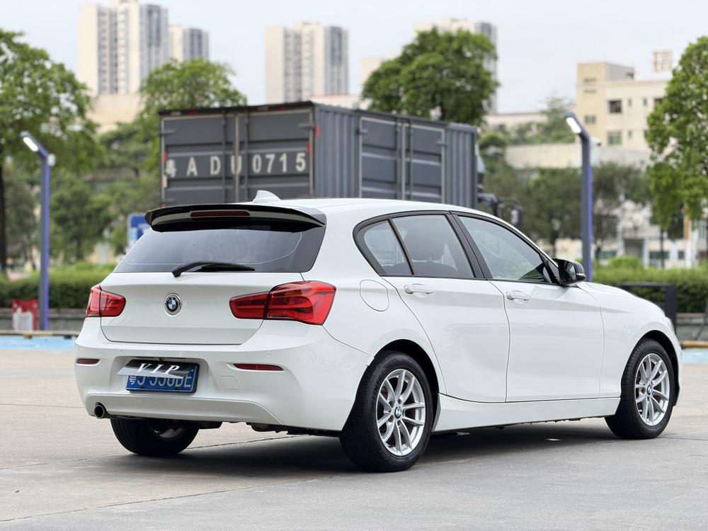 BMW BMW 1-Series (Import)