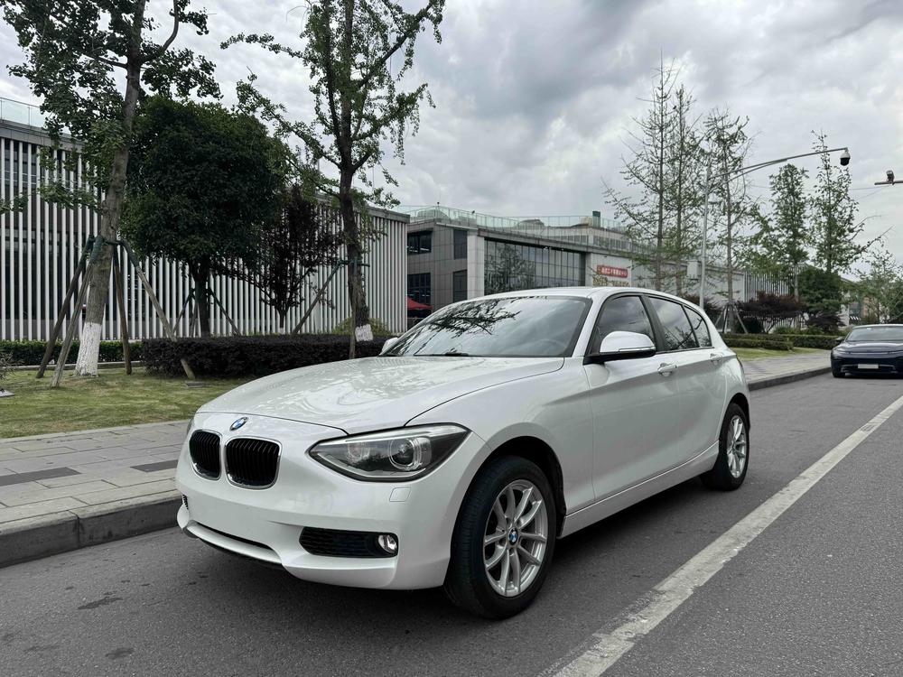 BMW BMW 1-Series (Import)
