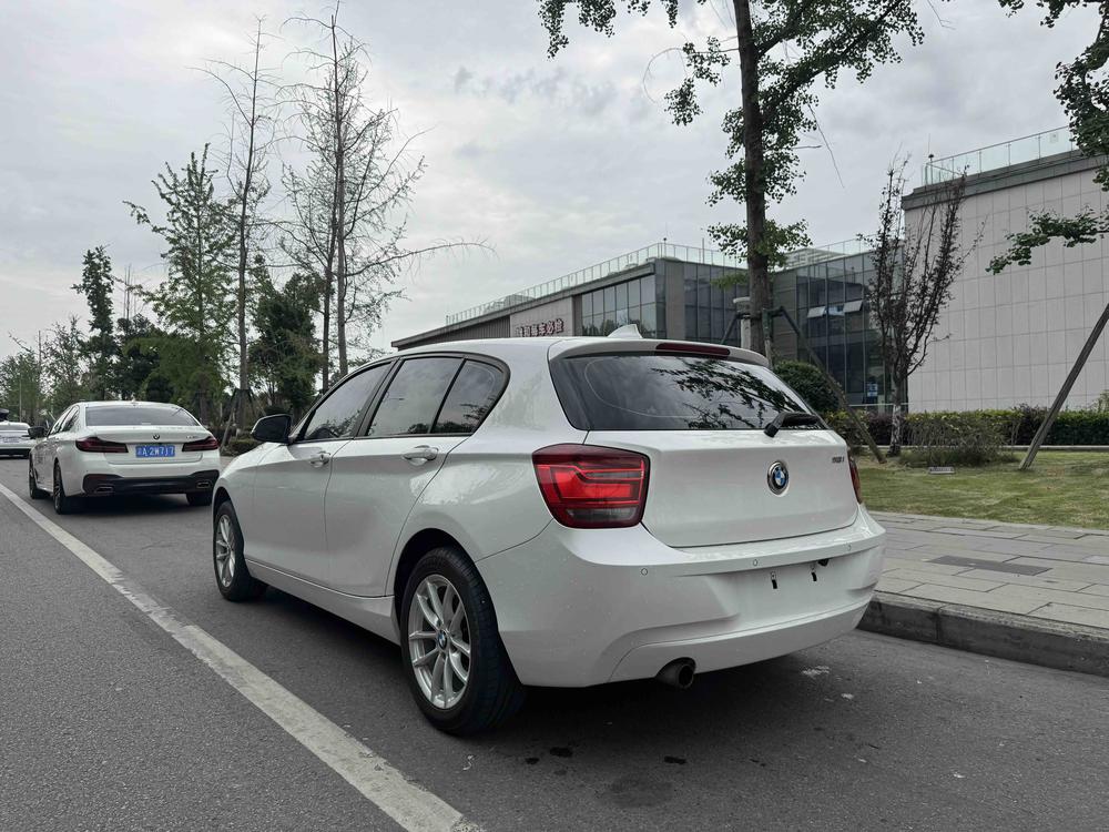 BMW BMW 1-Series (Import)