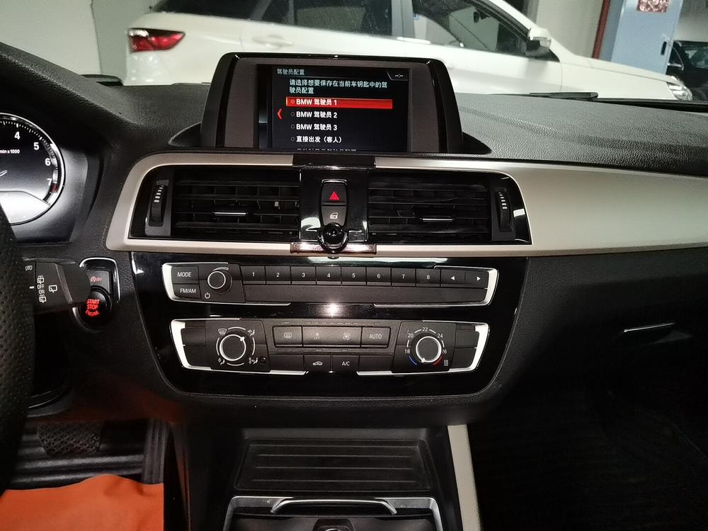 BMW BMW 1-Series (Import)