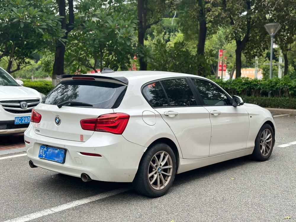 BMW BMW 1-Series (Import)