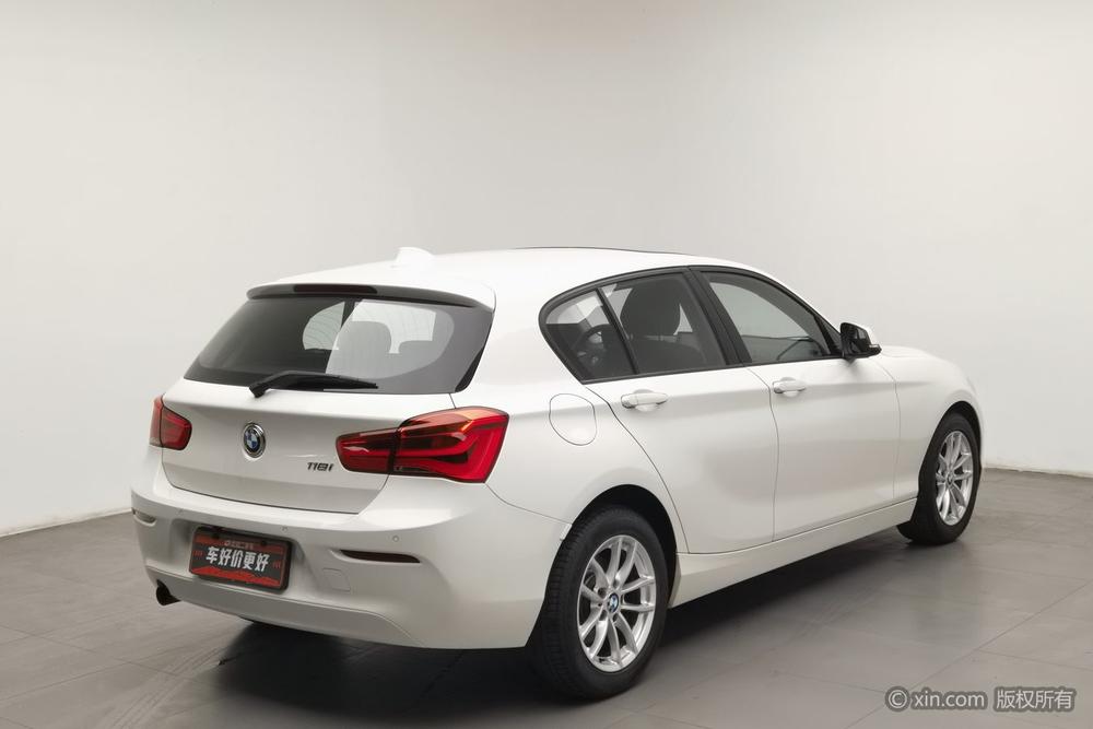BMW BMW 1-Series (Import)