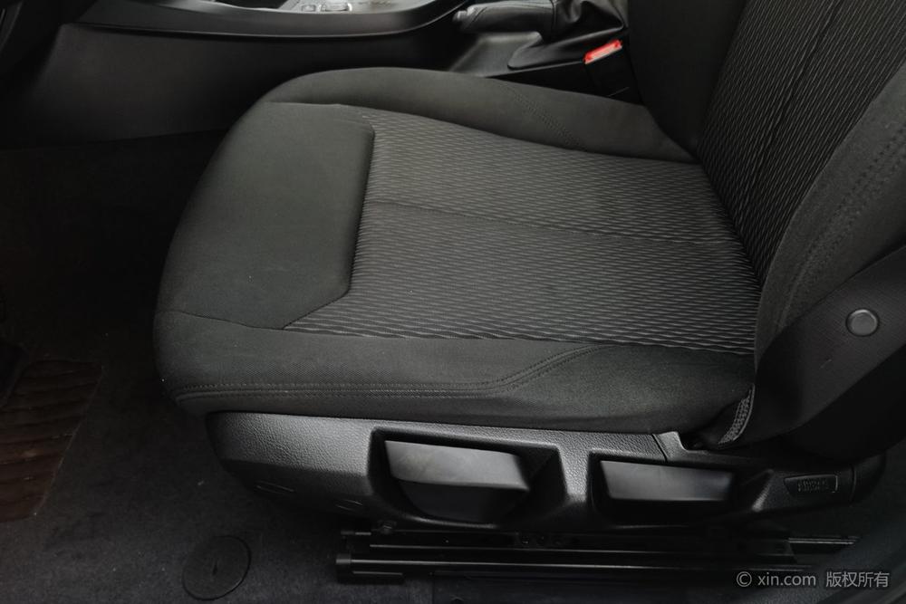 BMW BMW 1-Series (Import)