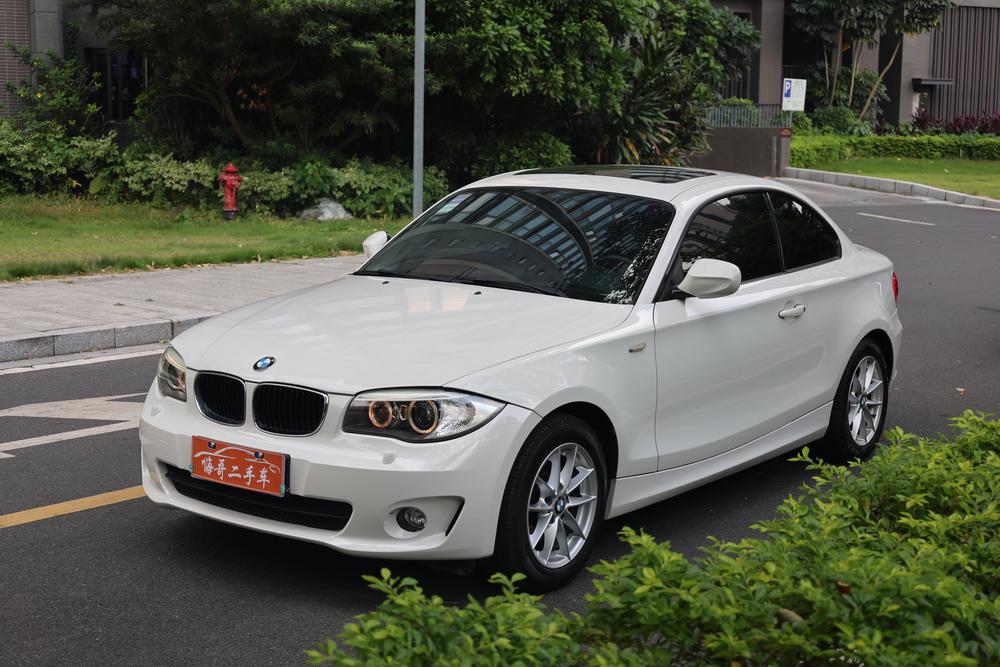 BMW BMW 1-Series (Import)
