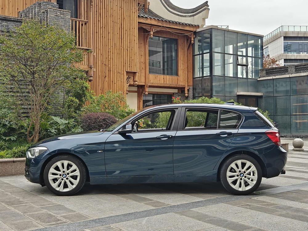 BMW BMW 1-Series (Import)
