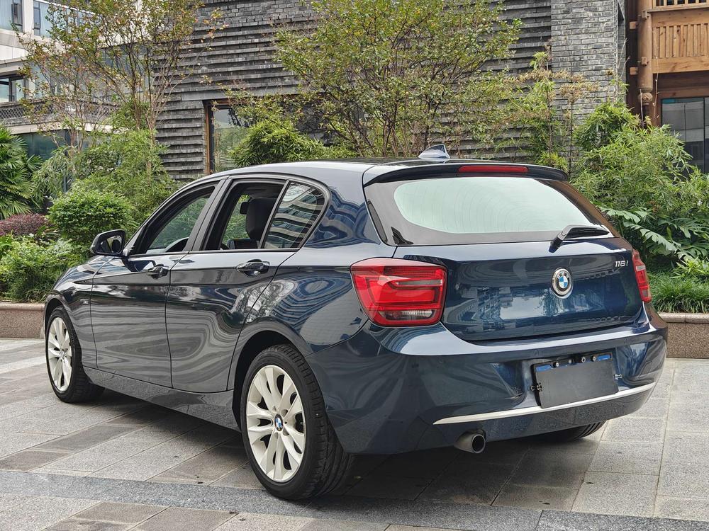 BMW BMW 1-Series (Import)