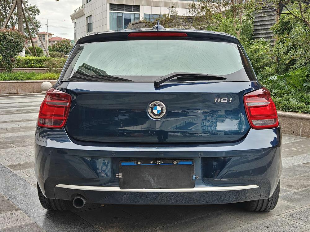 BMW BMW 1-Series (Import)