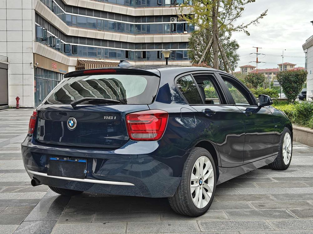 BMW BMW 1-Series (Import)