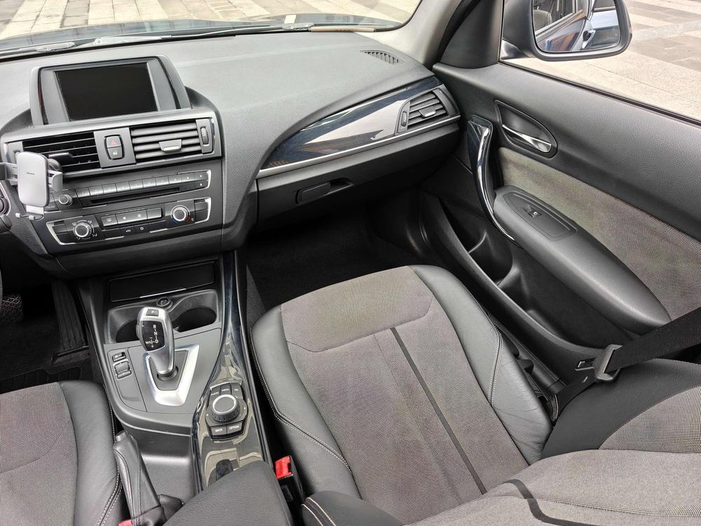 BMW BMW 1-Series (Import)