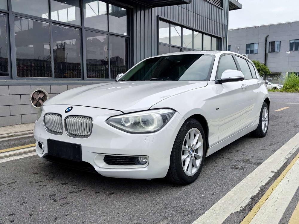 BMW BMW 1-Series (Import)