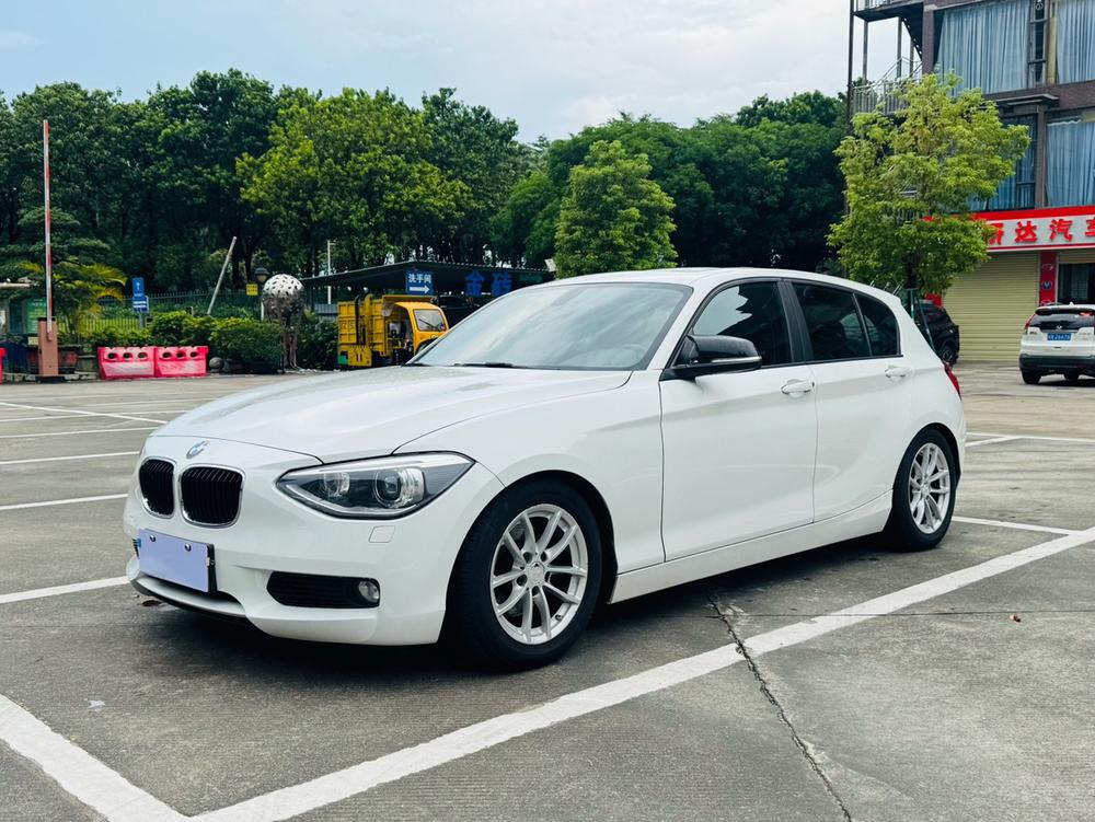 BMW BMW 1-Series (Import)