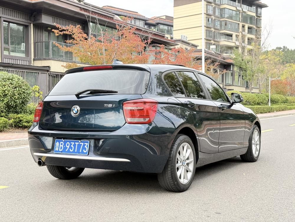 BMW BMW 1-Series (Import)