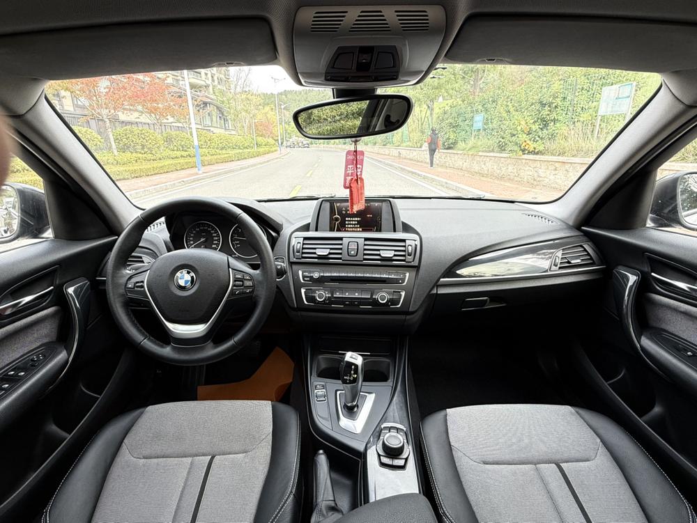 BMW BMW 1-Series (Import)