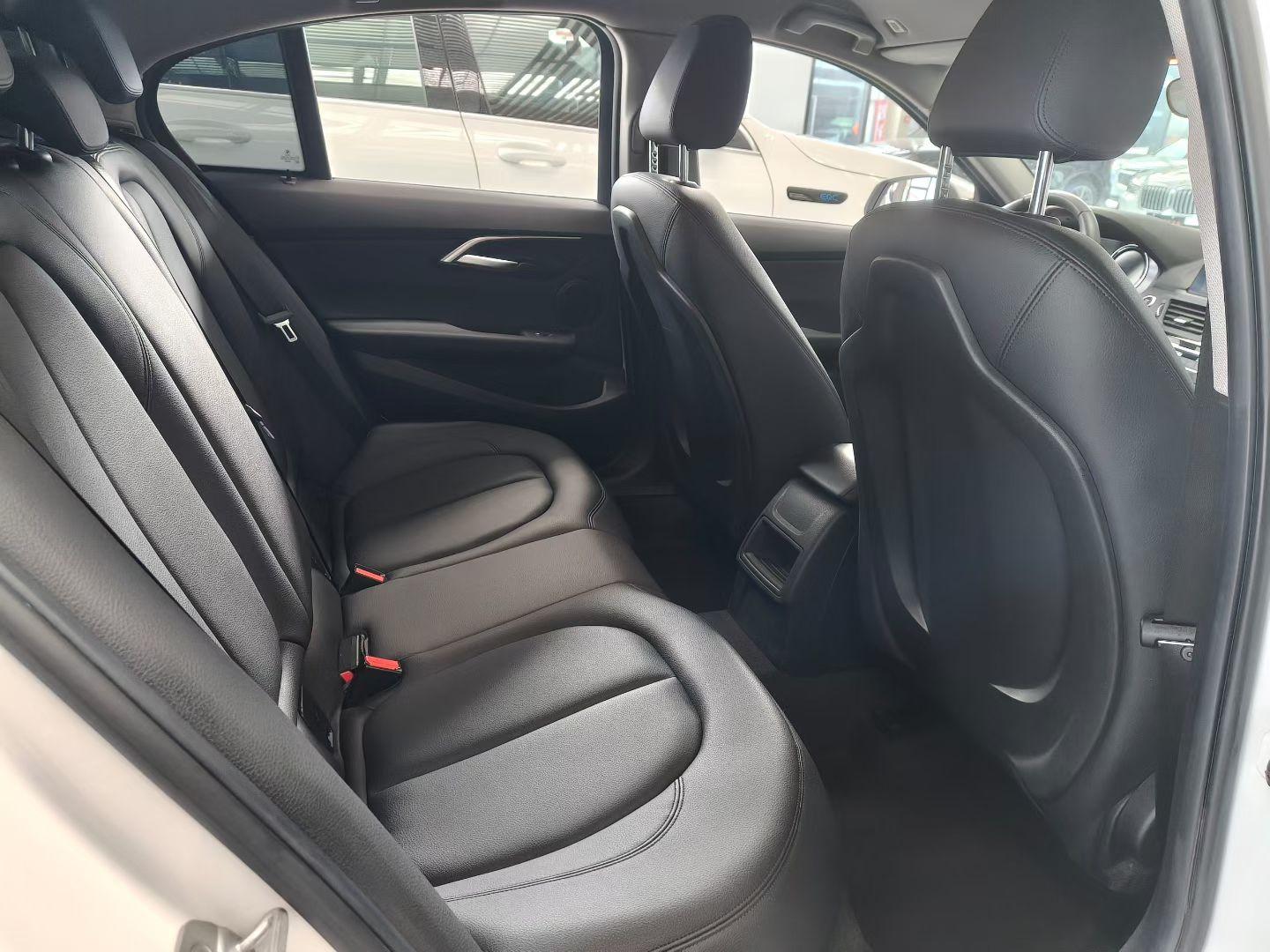 BMW BMW 1-Series