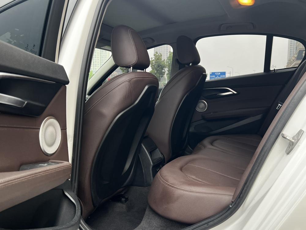 BMW BMW 1-Series