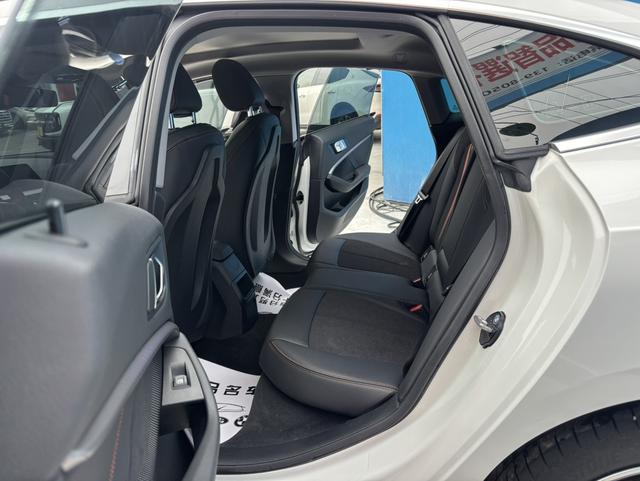 BMW BMW 2-Series (Import)