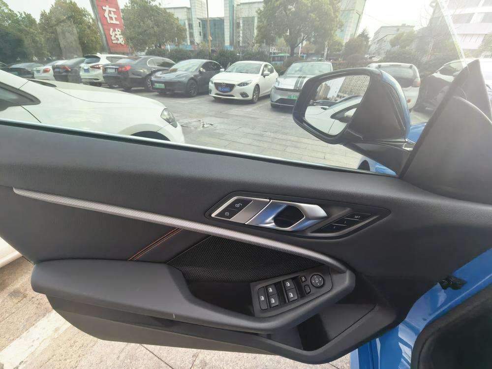 BMW BMW 2-Series (Import)