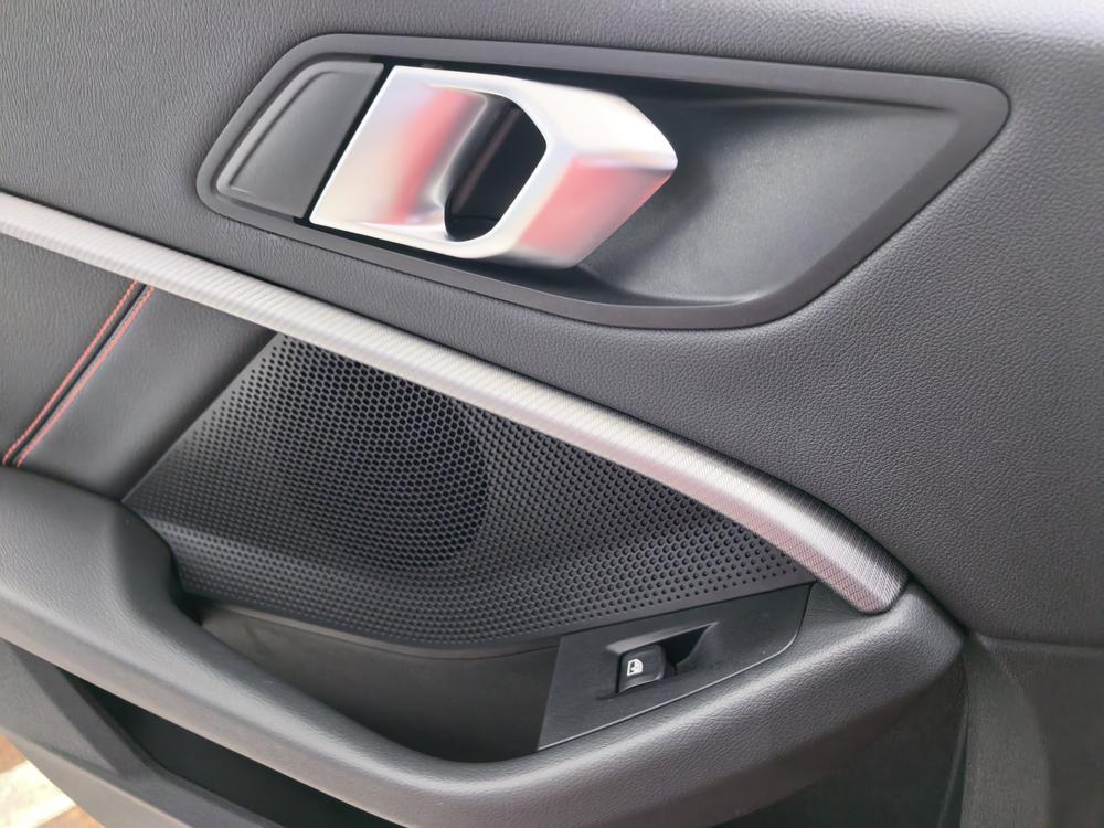 BMW BMW 2-Series (Import)