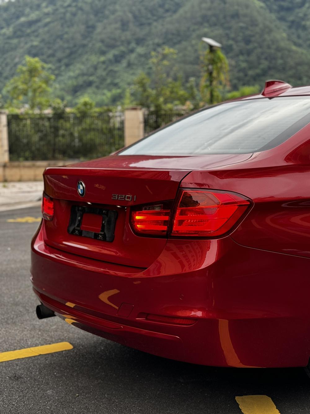 BMW BMW 3-Series (Import)