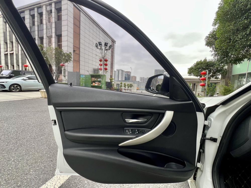 BMW BMW 3-Series (Import)