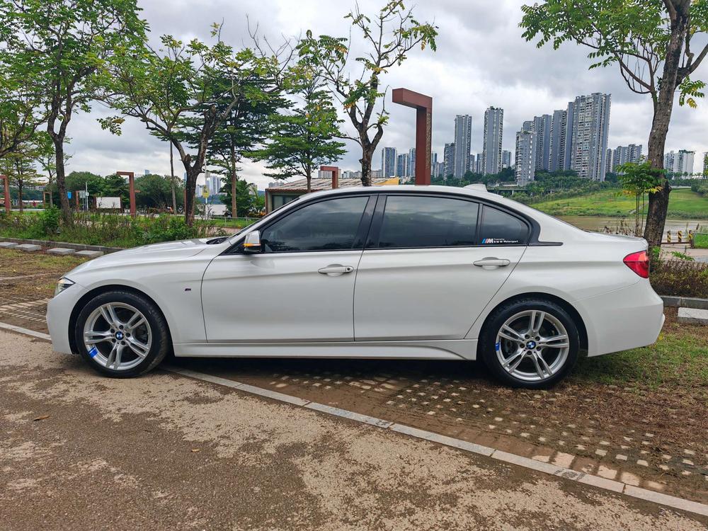 BMW BMW 3-Series