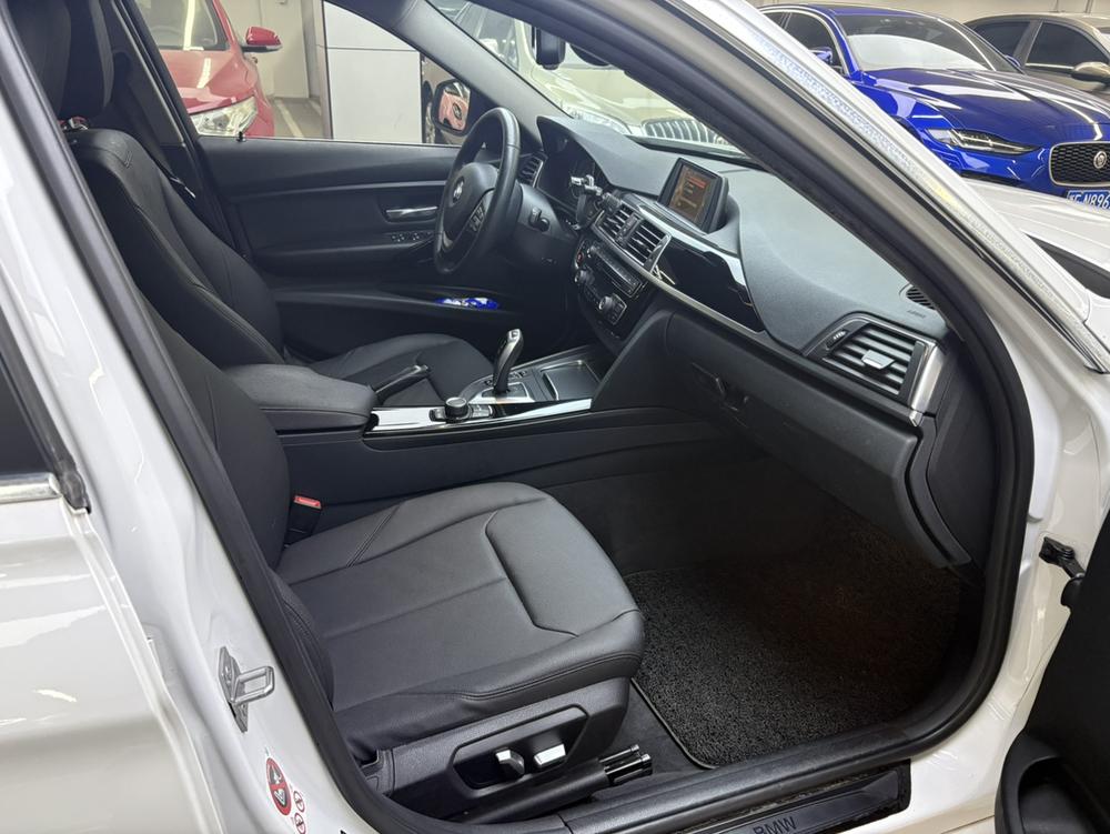 BMW BMW 3-Series