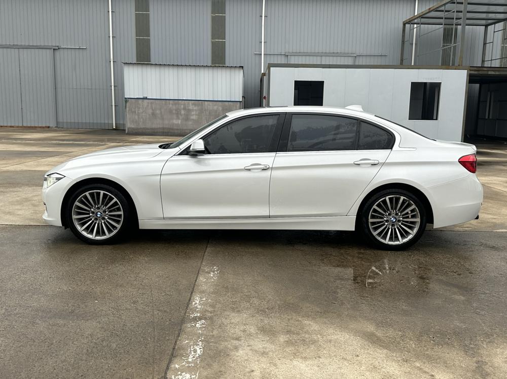BMW BMW 3-Series