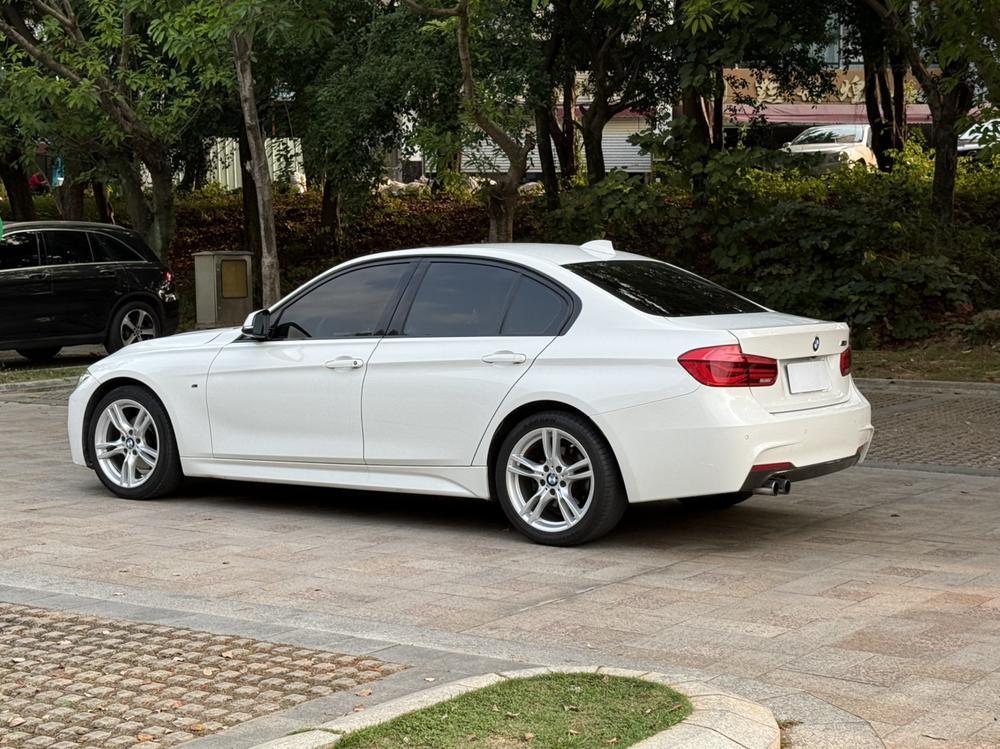 BMW BMW 3-Series