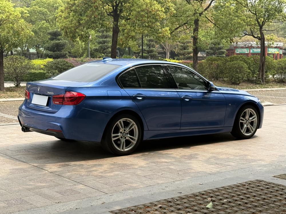 BMW BMW 3-Series