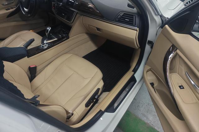 BMW BMW 3-Series