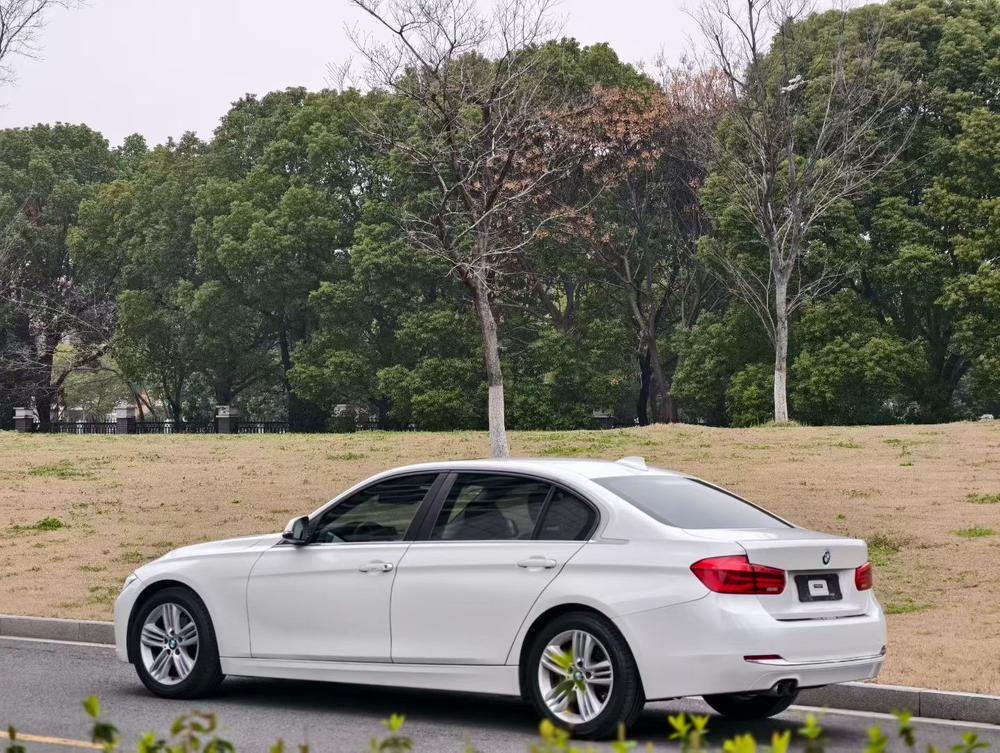 BMW BMW 3-Series