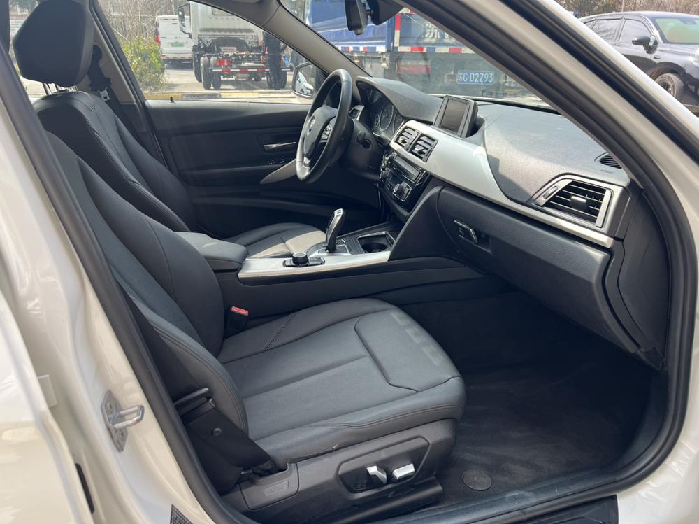 BMW BMW 3-Series