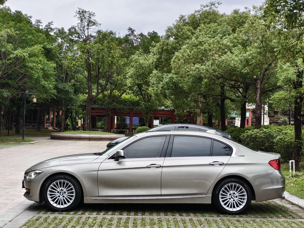 BMW BMW 3-Series