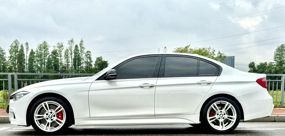 BMW BMW 3-Series