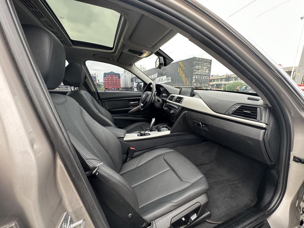 BMW BMW 3-Series