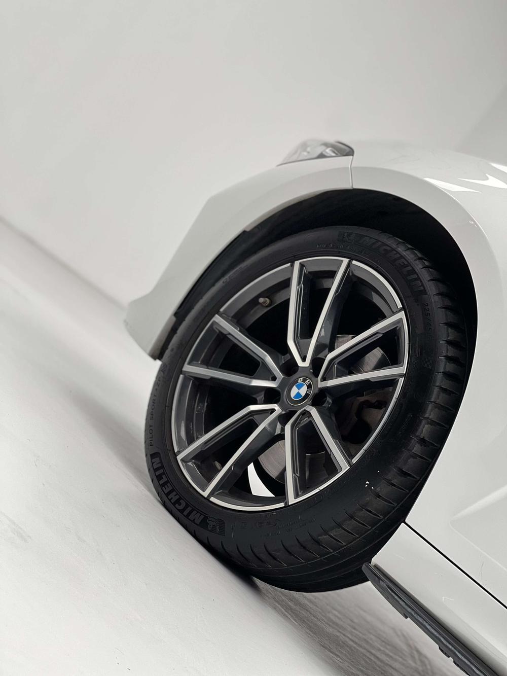 BMW BMW 3-Series