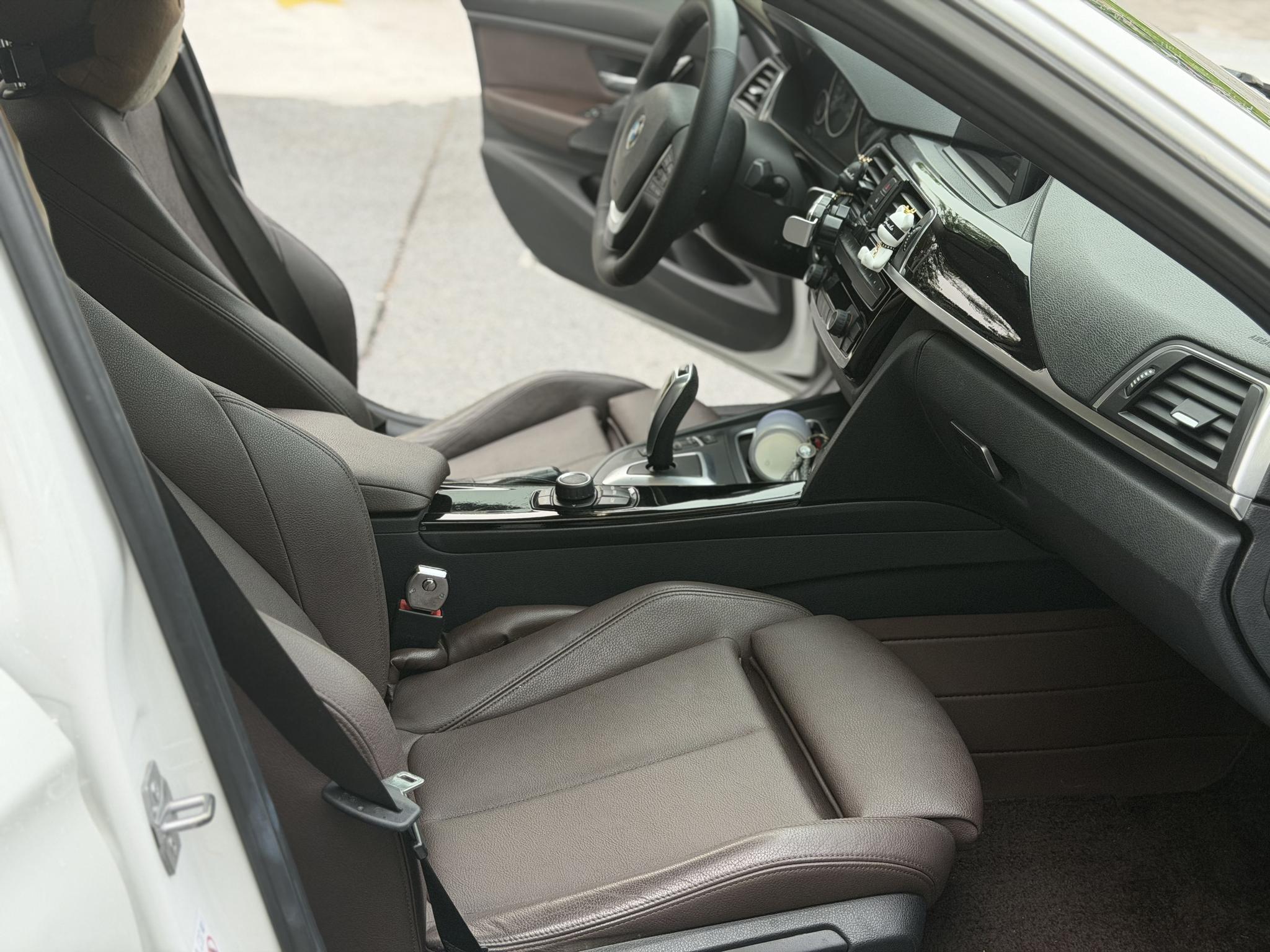 BMW BMW 3-Series