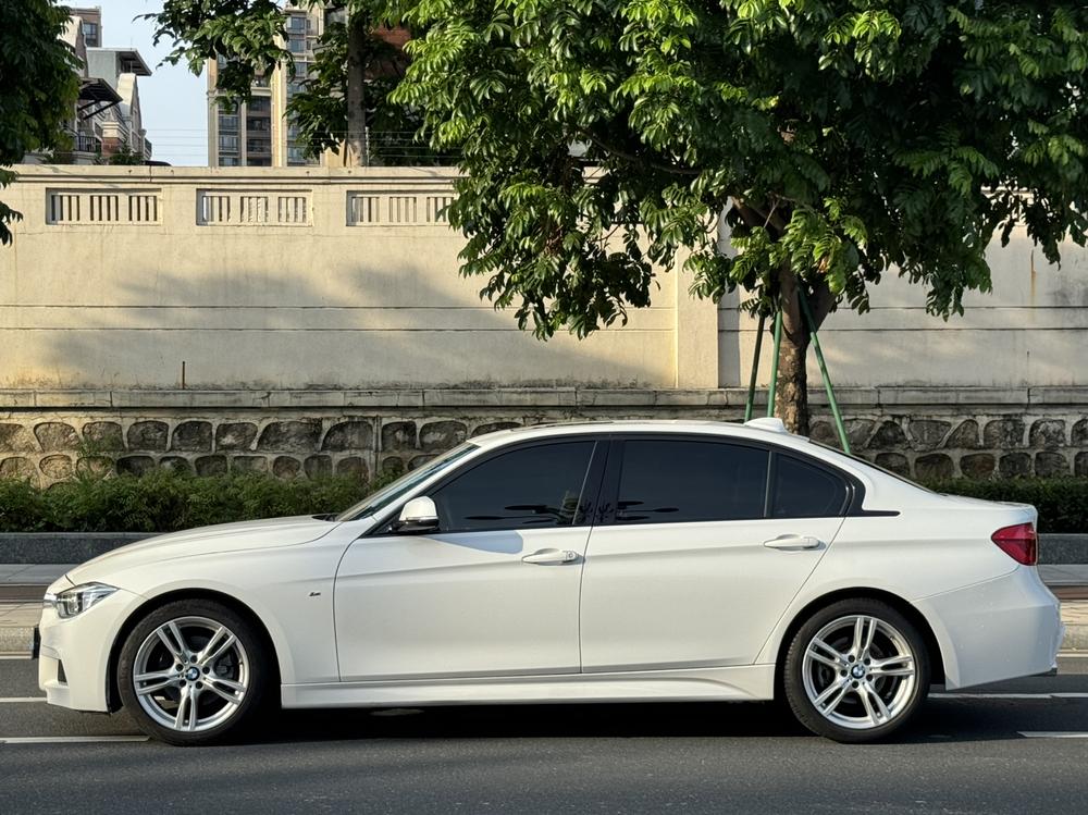 BMW BMW 3-Series