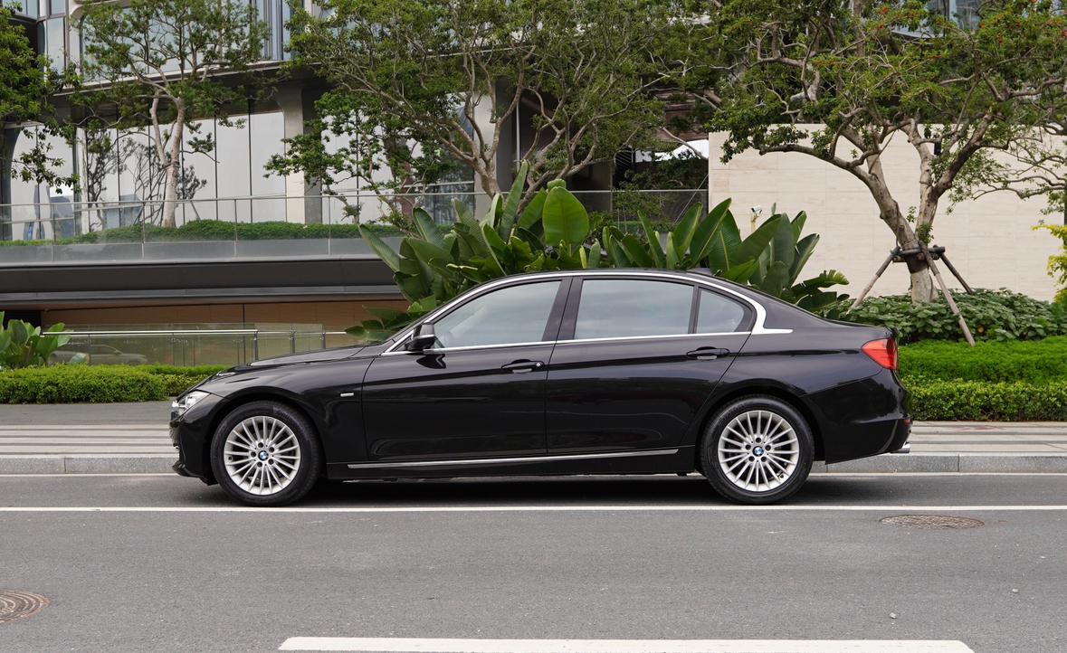 BMW BMW 3-Series