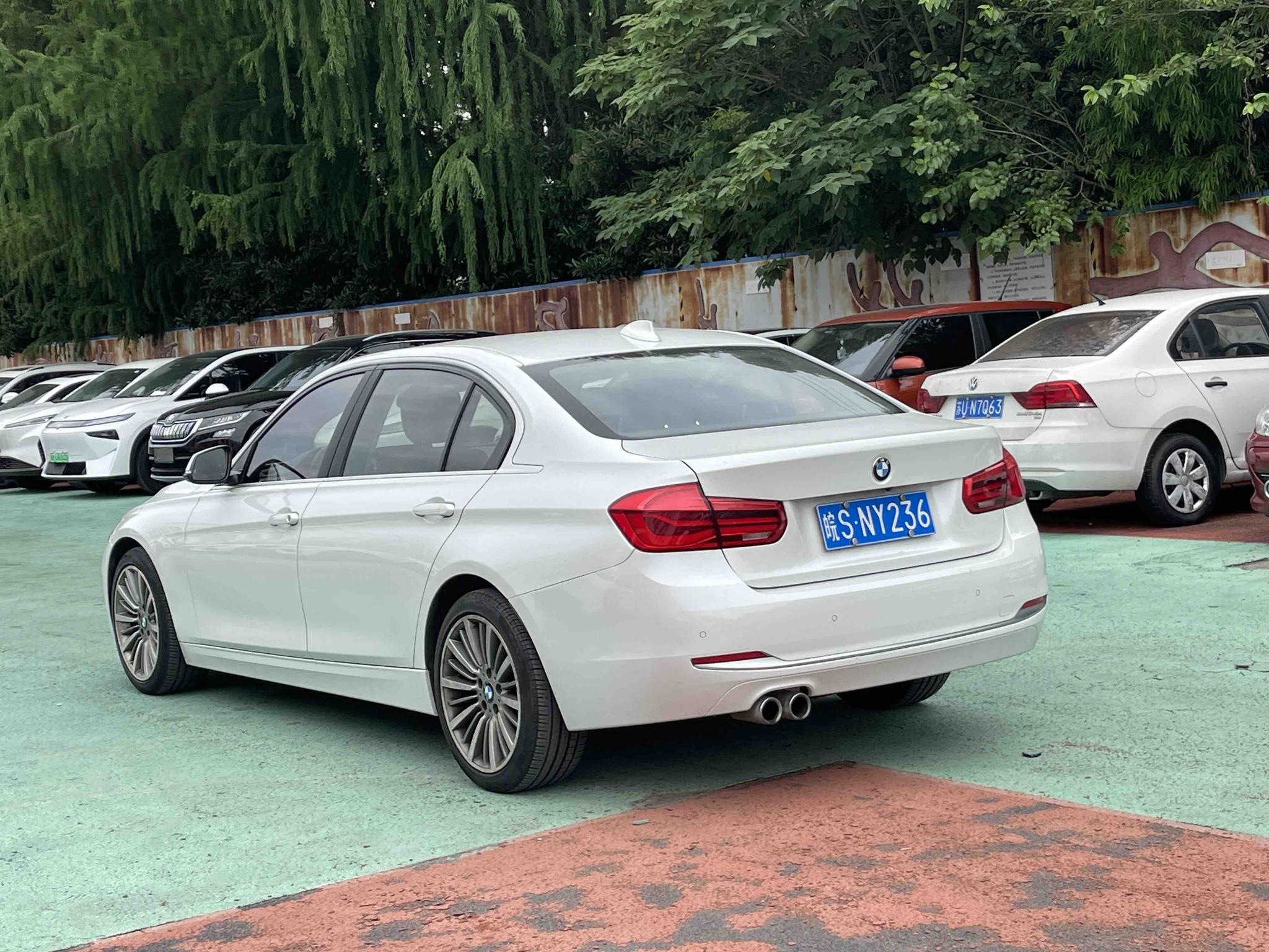 BMW BMW 3-Series