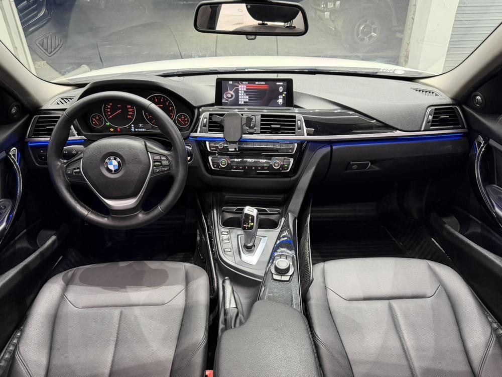 BMW BMW 3-Series